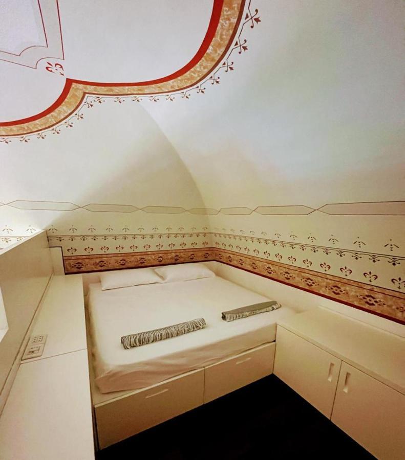 Visconti 89-Duplex Suite Bari Esterno foto
