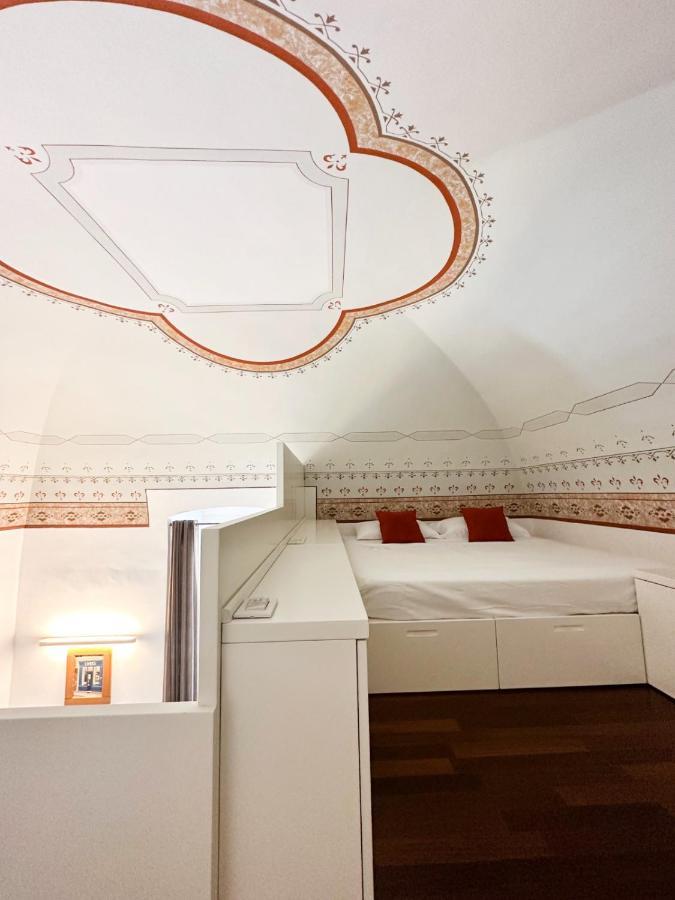 Visconti 89-Duplex Suite Bari Esterno foto